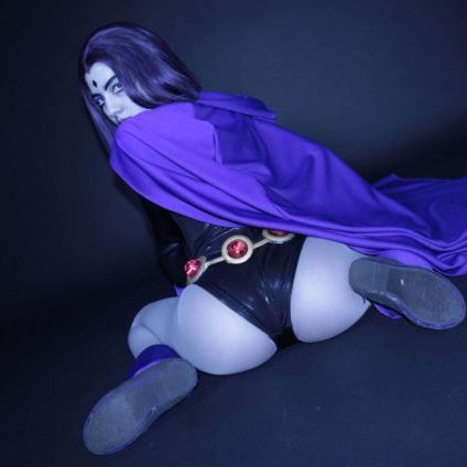 Raven Cosplay