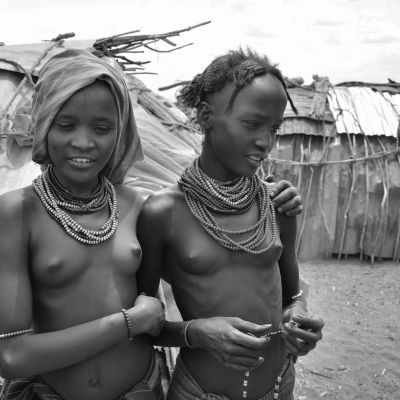 African Tribal Girls