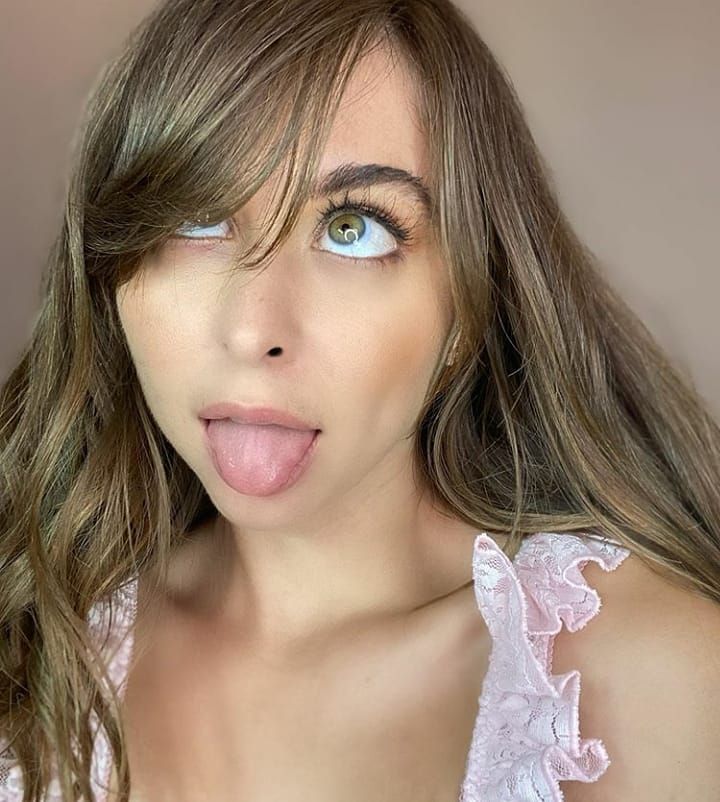 It's Riley Reid