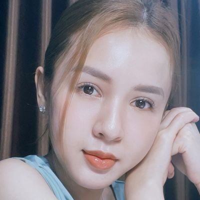 Asian Vietnam Girl Selfie - DJ Kiều Max