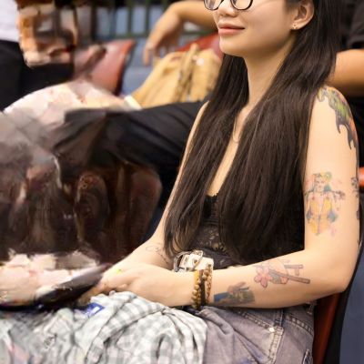 Asian Vietnam Girl Tattoo - Lại Nguyễn Quỳnh Vy