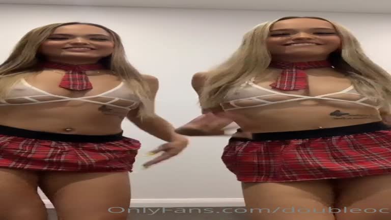 Connelltwins 18