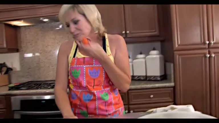 Milf Tina Tosh Fucked In The Kitchen