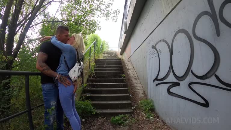 Outdoor Anal By The Underpass