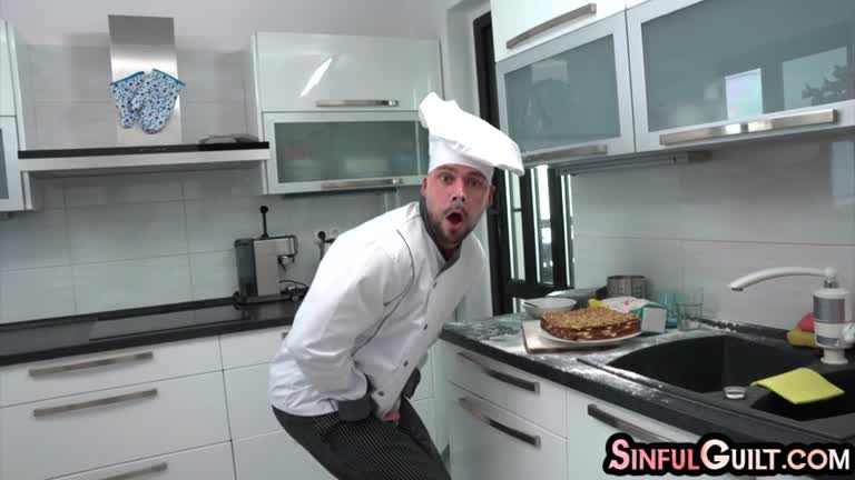 Bigtit Beauty Sucking Chefs Cock Then Dickrides In Kitchen