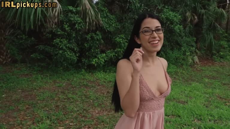 Pulled Spex Beauty Pov Fucked Outdoors In Erotic Couple