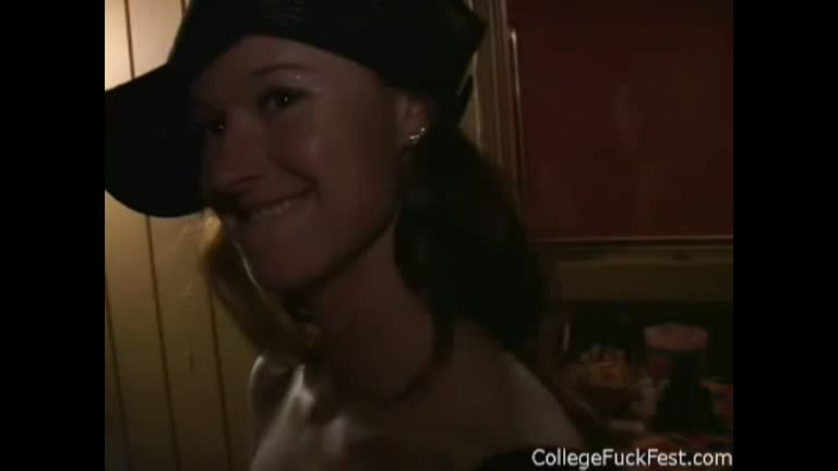 Perfect College Babe Sucking And Fucking Hardcore