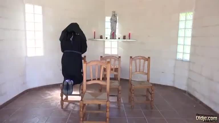 Oldje Nun Dolly Diore Fucked Fy Old Guy