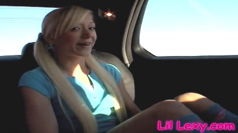Lil Lexy Masturbates In The Back Of A Car