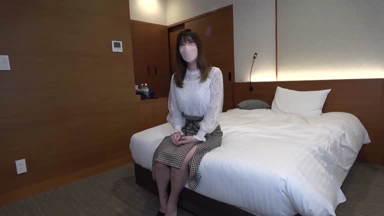 JAV Girl With Big Tits Fucked In Hotel Room (Uncensored)