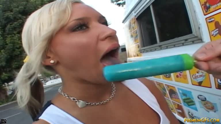 Sweet Kacey Licking Icedrop For Fucking On Van
