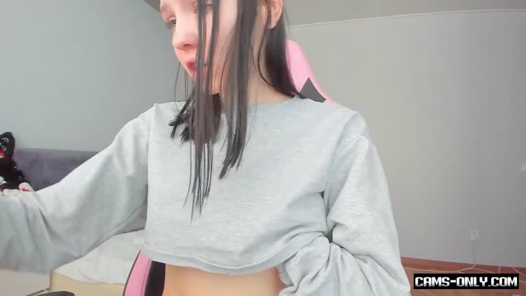 Cute Gamer Camgirl Squirt Action