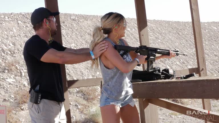 Jessa Rhodes Squirts For The Gun Trainer 1080p