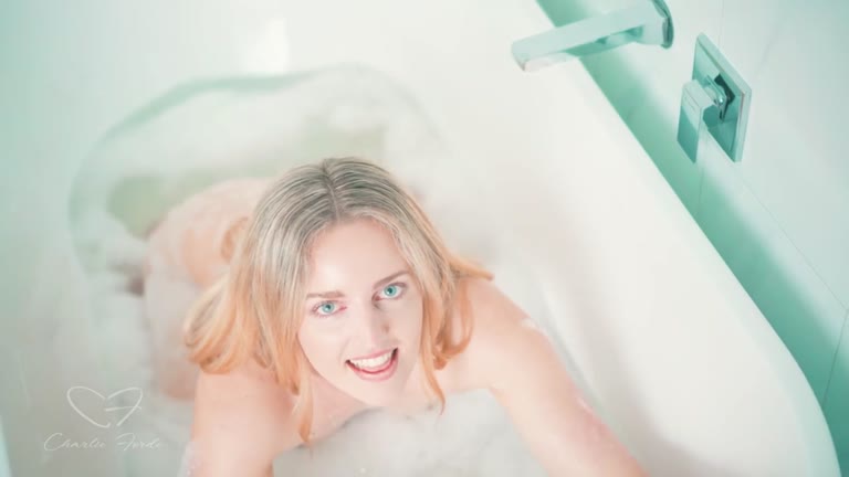 OF Leak Blonde Milf Charlie Ford Bathtub Blowjob Eye Contact