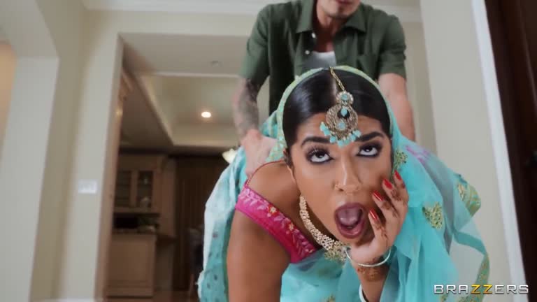 Jasmine Sherni & Angel Gostosa In A Bollywood Tail