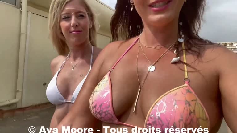 Ava Moore - Bukkake Amateur Entre Copines Sur La Plage Naturiste Du Cap D'Agde