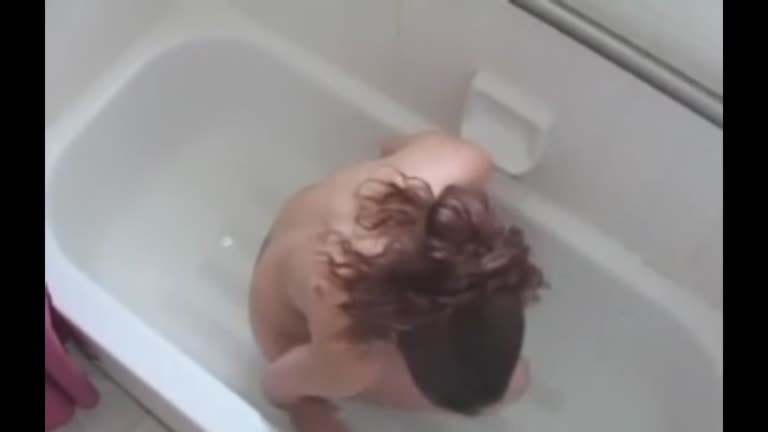 Powerful Teen Solo Orgasm In Bath