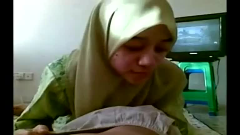 Malay Hijab Girl Rimming Her Daddy