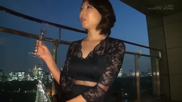 Asian Wife Rimming Her Waiter