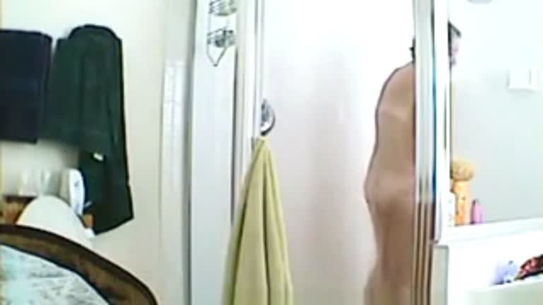 Cute Showering Stepsister (19 Yo, Hidden Cam)