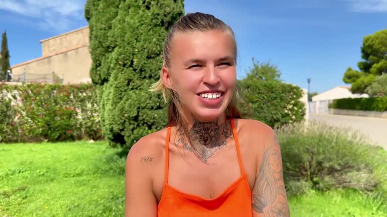 Mel, 24 Ans, Installatrice De Piscine à Saint-Tropez