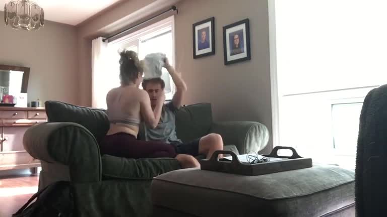 Amateur Living Room Sextape