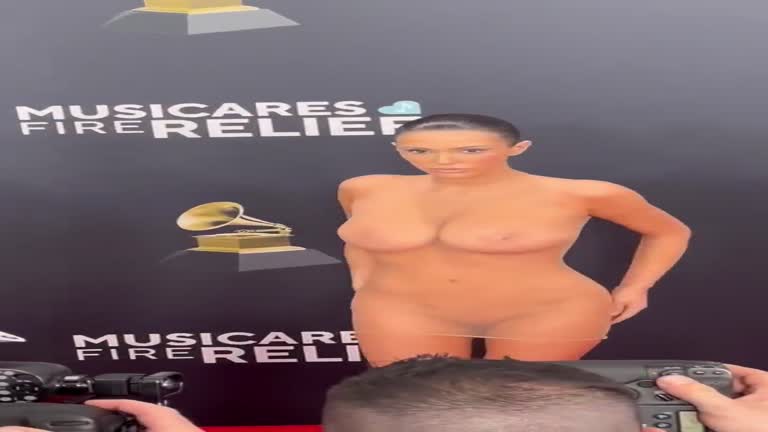 Bianca Censori At The Grammys