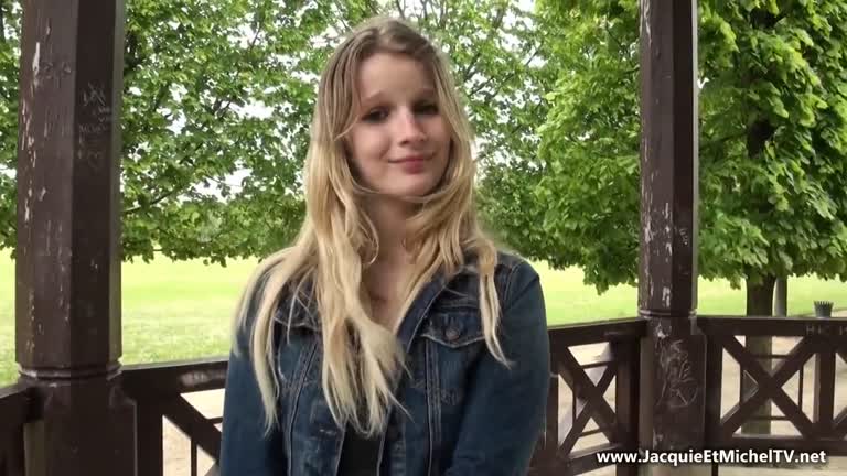 Blondie, 19 Ans, étudiante En Droit