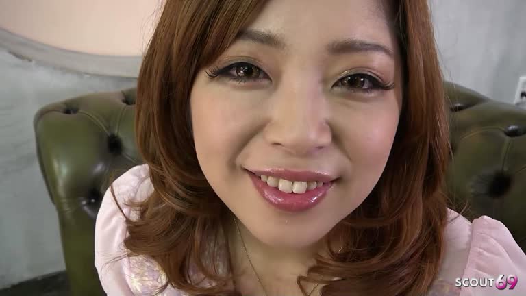 Japanese Redhead Girl At Wet Kissing With Saliva Before Uncensored POV Blowjob