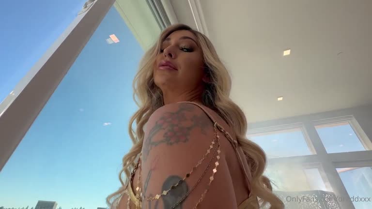 Kleio Valentien Ass Hoo New