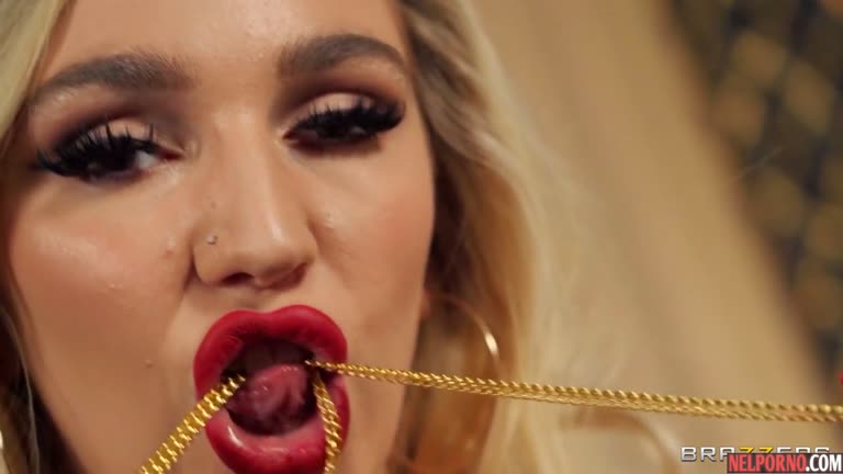 Hot Blonde Girl Me Sasha Sunderland Getting My Pink Pussy Plowed By Connor Sunderland