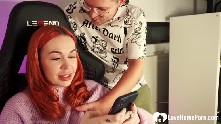 Seductive Redhead Stepsister Trades Blowjob For A Quick Assist