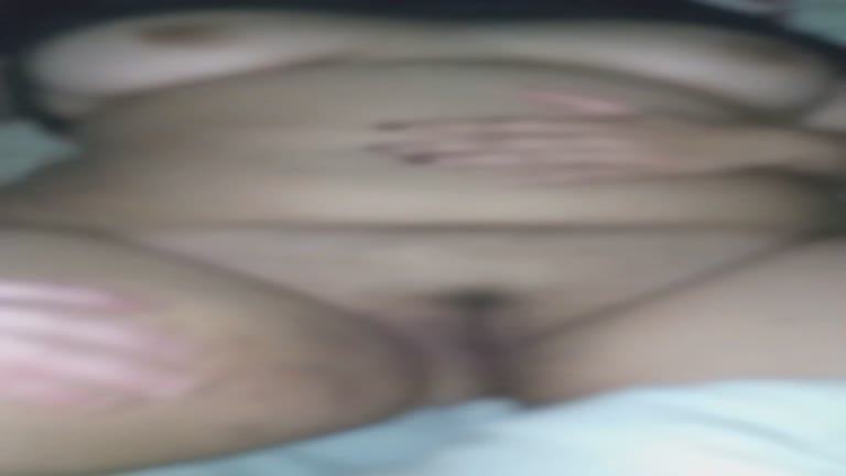 Sexy Amateur Girl Showing Off Wide Open Pussy