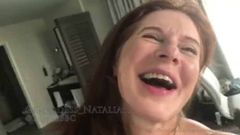 SEX GODDESS! BLACK COCK LOVER!