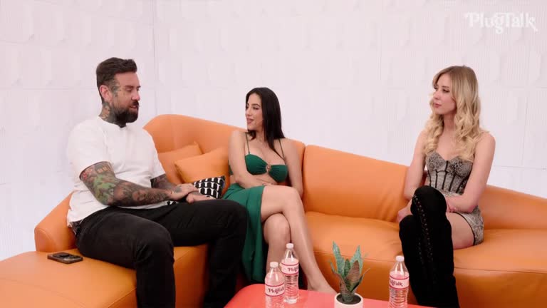 Haley Reed, Lena The Plug- Hardcore Threesome