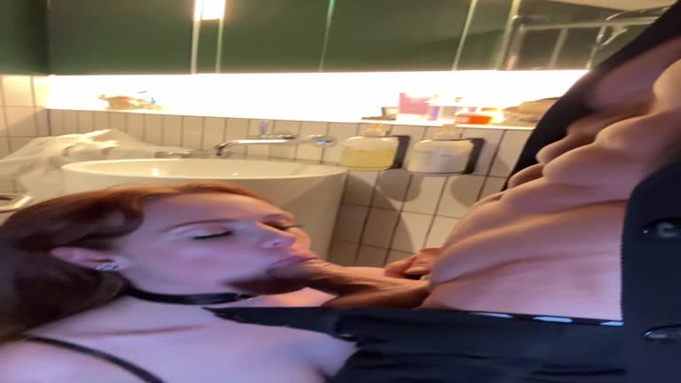 Ruivinha Se Deliciando No Pau Do Sortudo