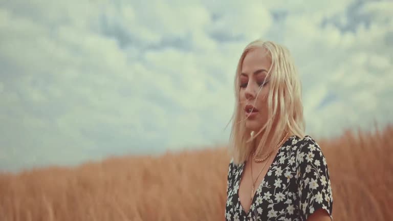 Cute Girl Me MacKenzie Porter Singing These Days (Official Music Video)