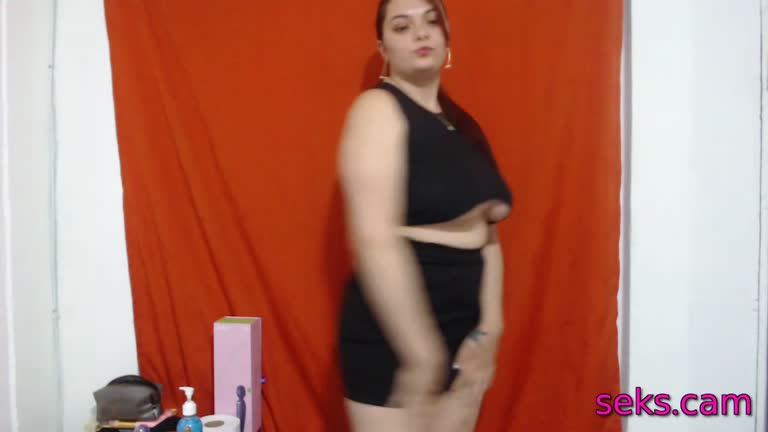 Next Door Amateur Babe With Big Tits On Webcam