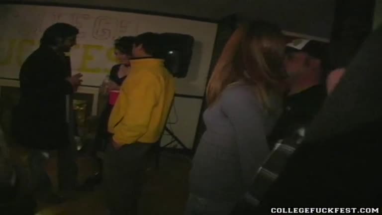 Teen Lesbos Lick Pussy At Frat Party