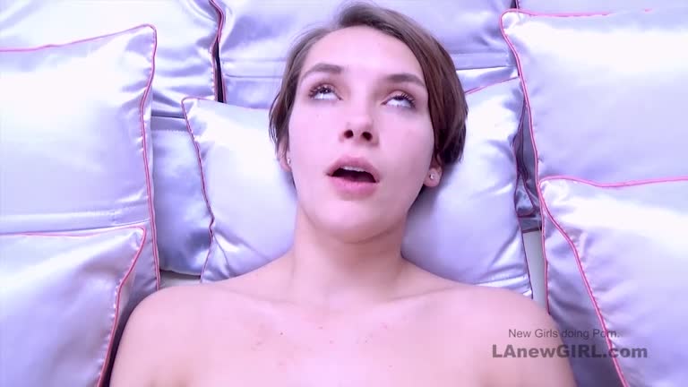 Cute Teen Gets Cock Into Pussy Tightness At Audition